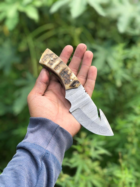 Damascus steel handmade Gut hook skinning knife