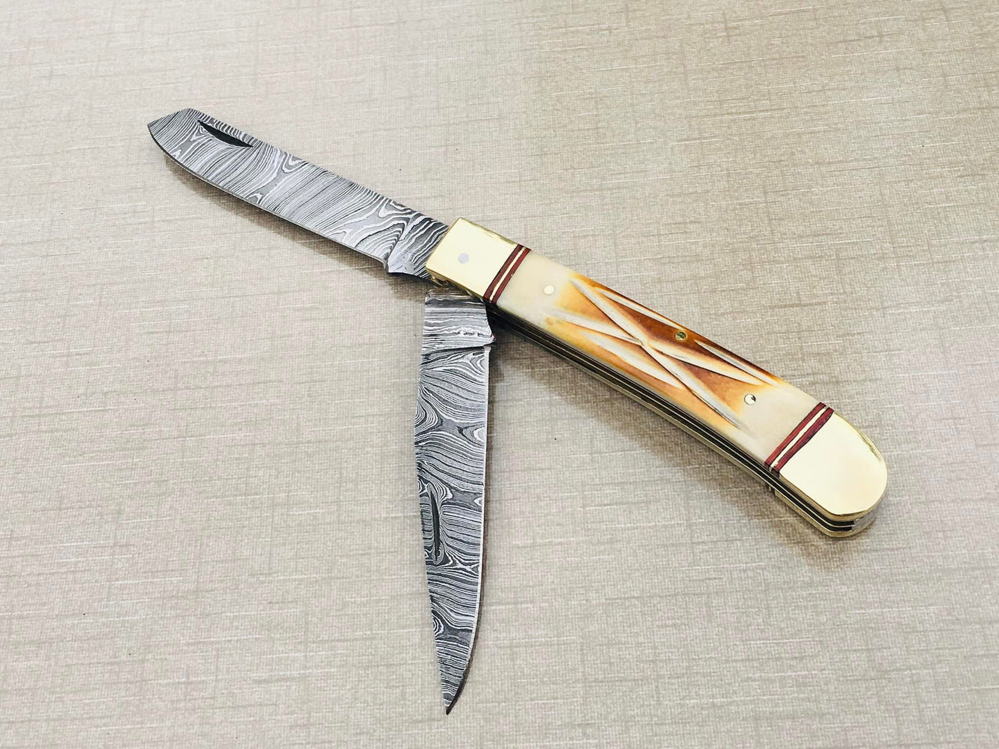 Damascus steel handmade Trapper knife