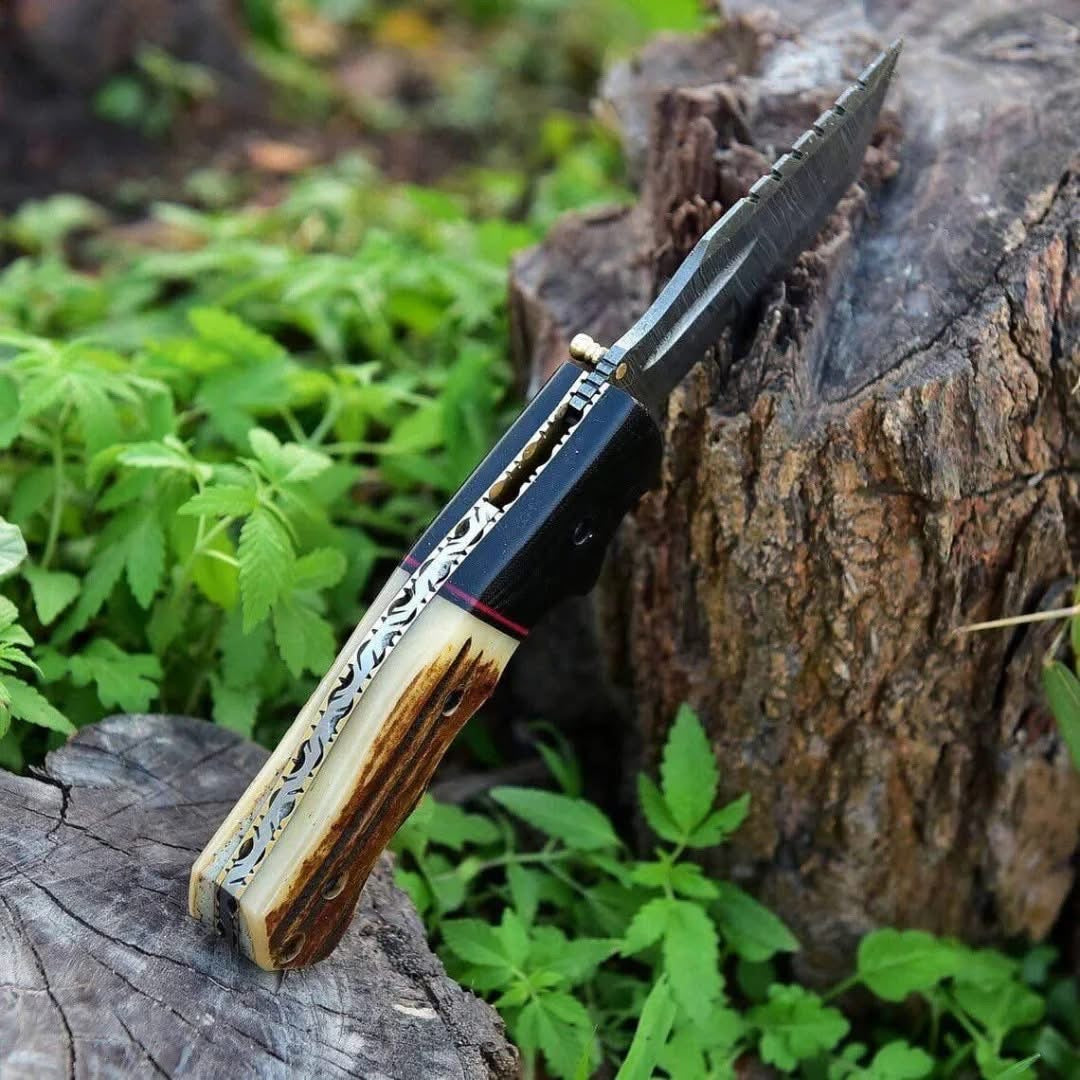 Damascus steel handmade tracker folding knife